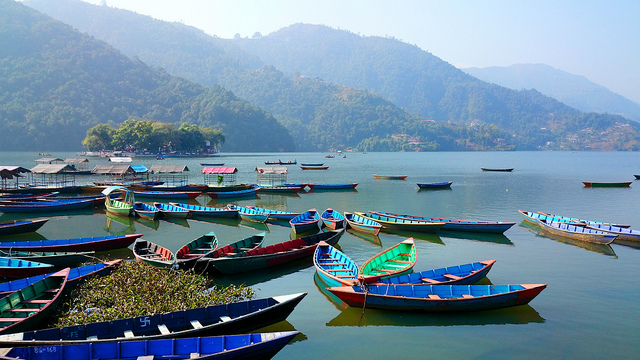 Boats at Lake Phewa in Pokhara, Nepal by Mario Micklisch (Flickr/Creative Commons)